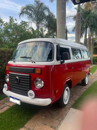 VOLKSWAGEN KOMBI 1.4 MI STD 8V FLEX 4P MANUAL